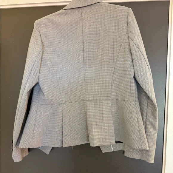 White House Black Market Classic Gray Checked Women's Blazer - Size 12 - Picture 4 of 5